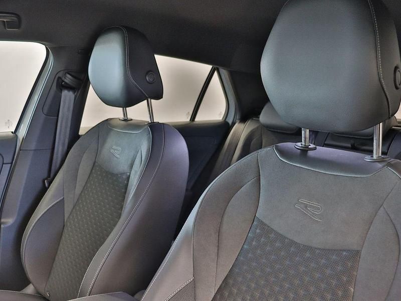 Usata VW T-Roc R-line 150 CV (110 kW) 2025 Bianco SUV