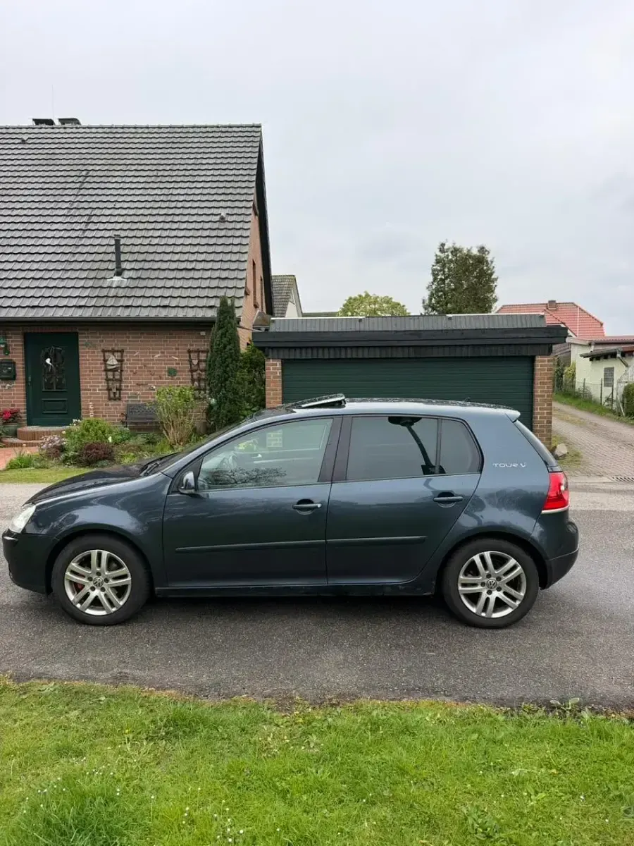 Gebraucht VW Golf V 105 PS (77 kW) 2007 Kleinwagen