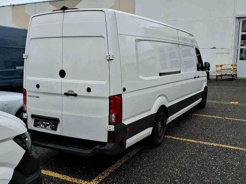 Gebraucht VW Crafter 140 PS (102 kW) 2024 Weiß Van