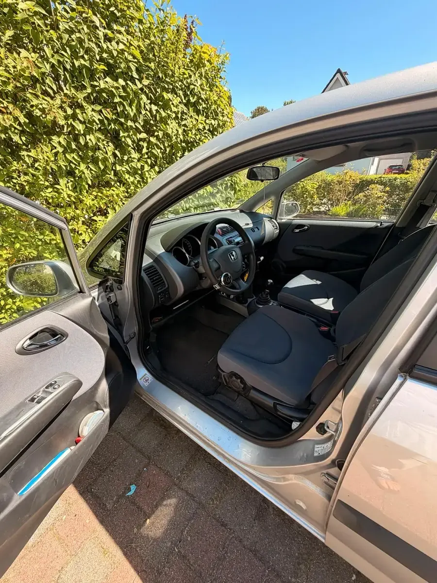 Gebraucht Honda Jazz 83 PS (61 kW) 2004 Grau Kleinwagen