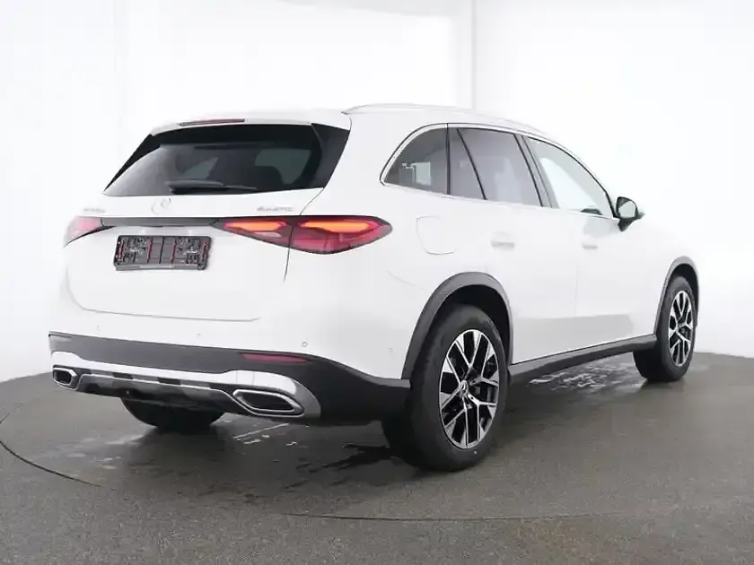 Gebraucht Mercedes GLC300de Avantgarde 197 PS (144 kW) 2025 Weiss unilack polarweiss SUV