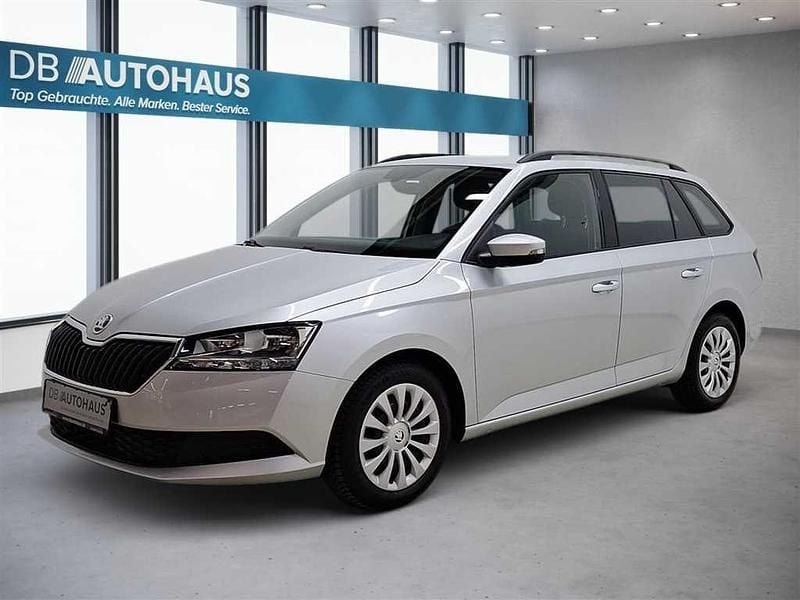 Silber Gebraucht 2022 Skoda Fabia Ambition Kombi | 15.390 € (Guter Preis) - Bild 1/4