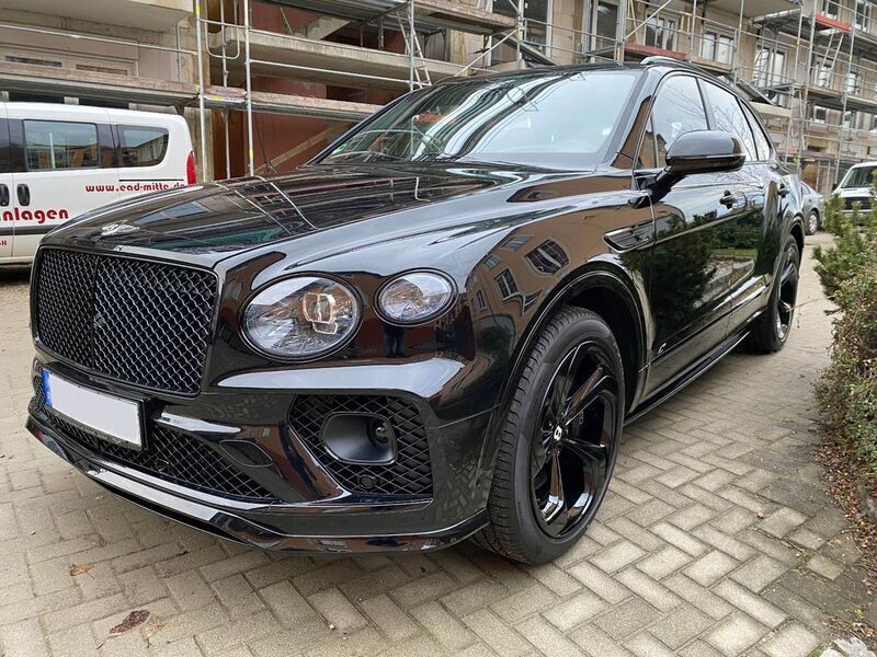 Gebraucht Bentley Bentayga 549 PS (403 kW) 2023 Schwarz SUV