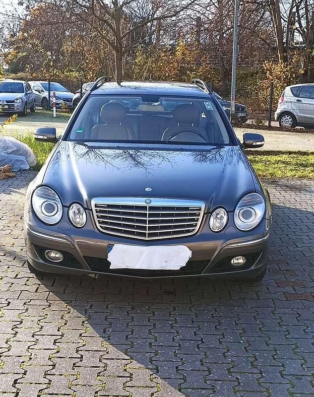 Gebraucht Mercedes E220 Elegance 170 PS (125 kW) 2007 Grau Kombi