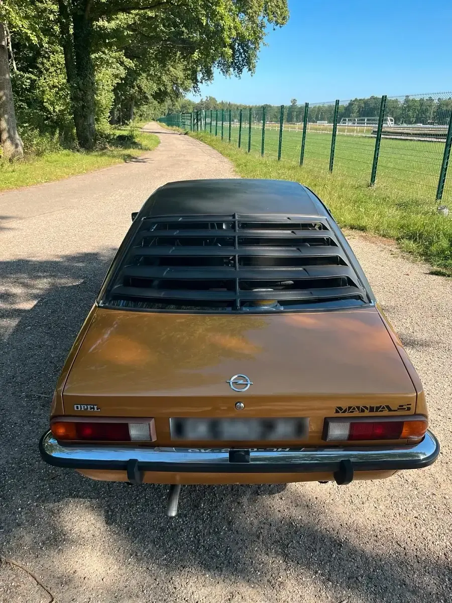 Używany Opel Manta S 75 KM (55 kW) 1976 Coupe