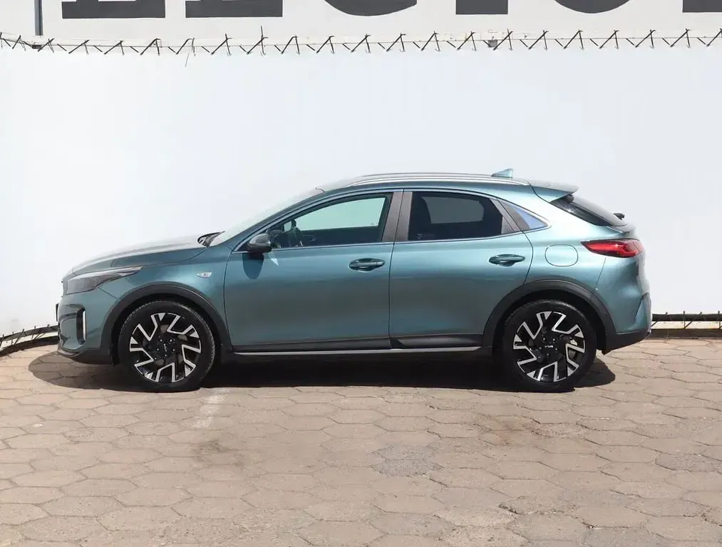 Gebraucht Kia XCeed 140 PS (102 kW) 2025 Grün SUV