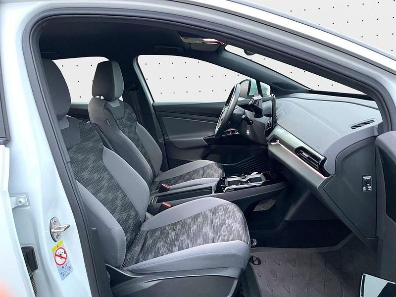 Gebraucht VW ID.4 Pro Performance 150 kW (204 PS) 2021 Gletscherweiß metallic SUV
