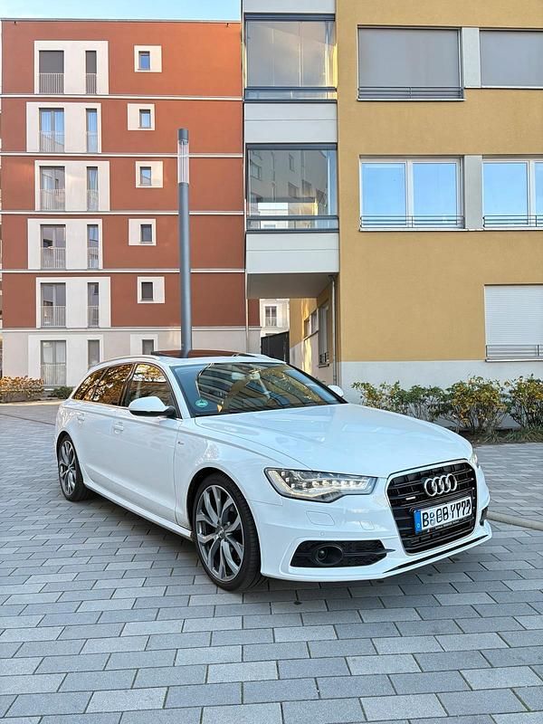 Weiß Gebraucht 2012 Audi A6 S-Line Kombi | 14.000 € (Teuer) - Bild 1/4