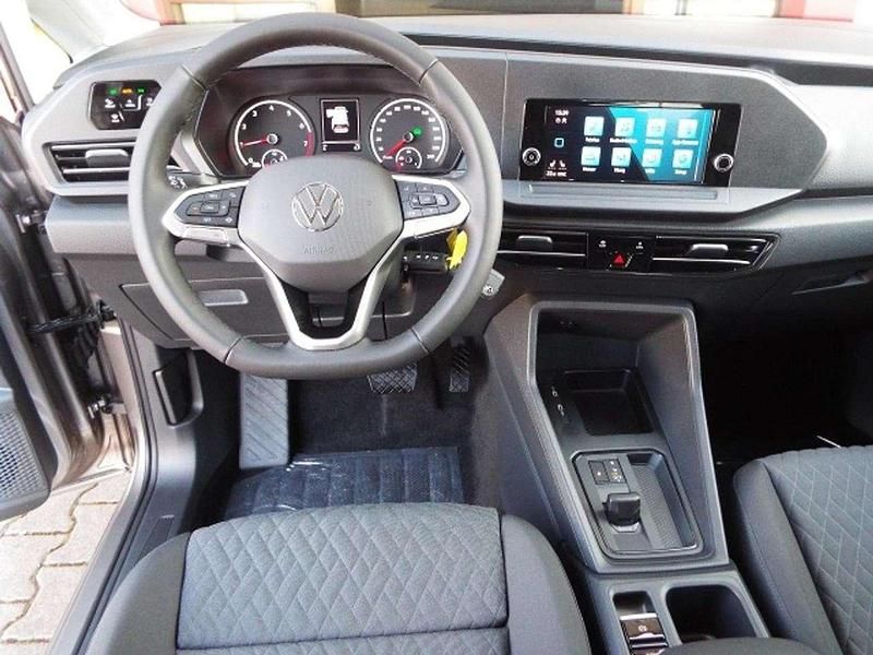 Gebraucht VW Caddy Life 114 PS (83 kW) 2024 Mojave beige metallic Van / Kleinbus