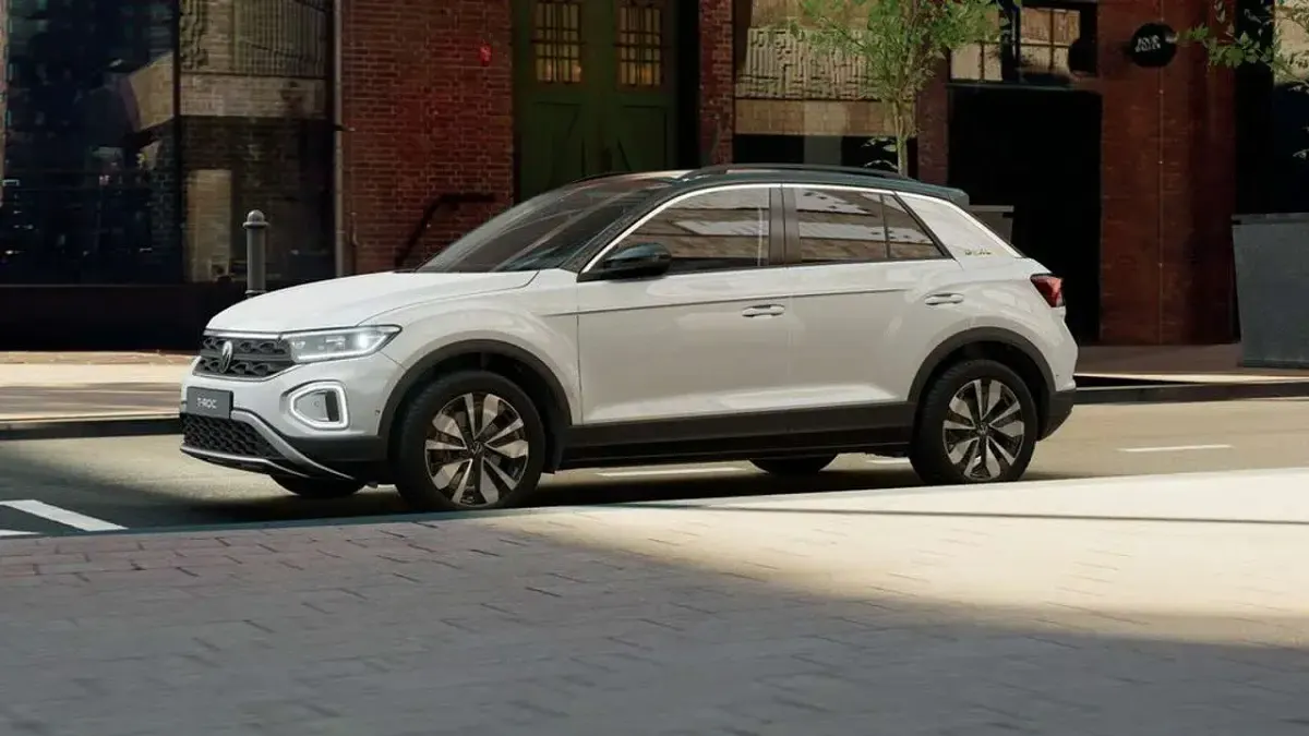 Gebraucht VW T-Roc Goal 150 PS (110 kW) 2025 Weiß SUV