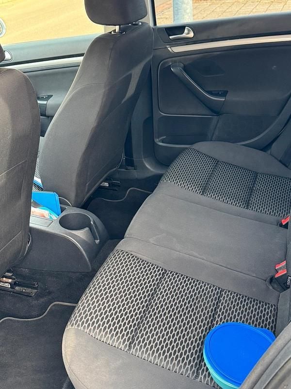 Gebraucht VW Golf VII 105 PS (77 kW) 2013 Limousine