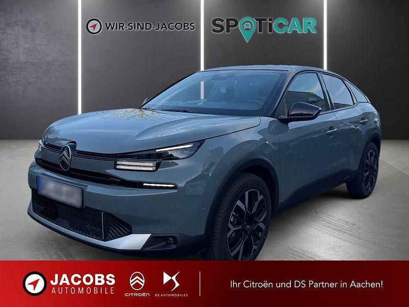 Neu Citroën C4 PureTech 131 PS (96 kW) 2025 Grün Limousine