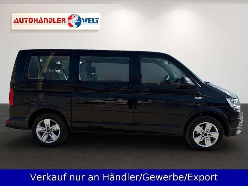 Second-hand VW Caravelle 150 CP (110 kW) 2017 Negru Van
