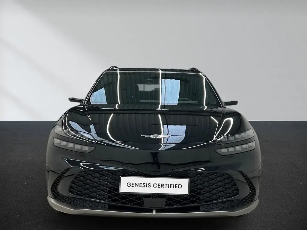 Second-hand Genesis GV60 Sport Plus 359 kW (489 CP) 2023 Negru SUV