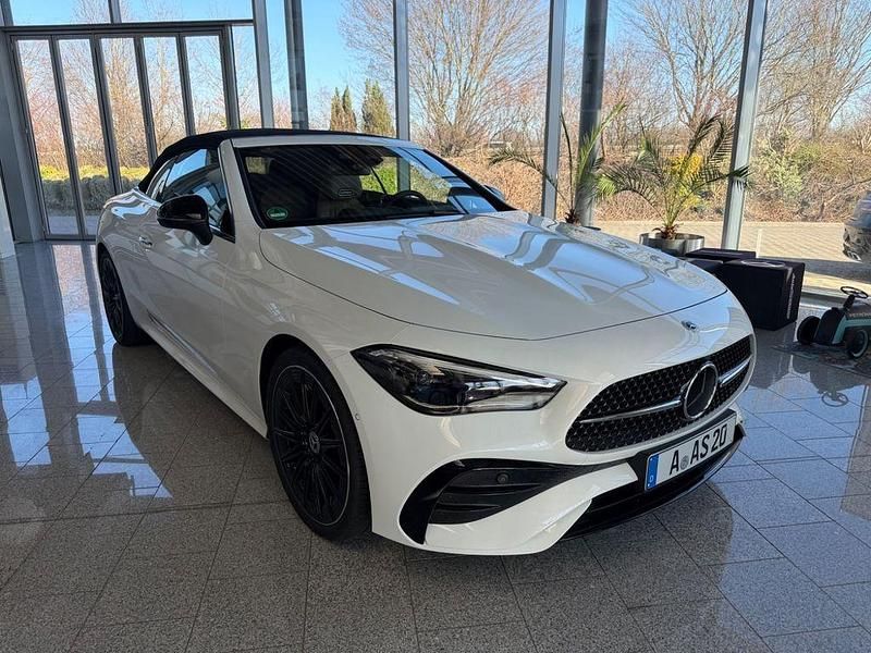 Gebraucht Mercedes CLE300 AMG 258 PS (189 kW) 2026 Manufaktur opalithweiß bright Cabrio