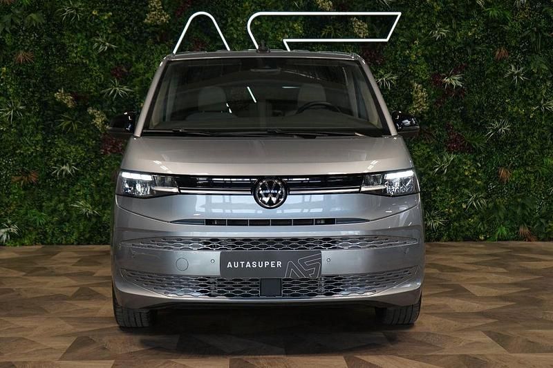 Gebraucht VW Multivan Life 150 PS (110 kW) 2025 Silber Van