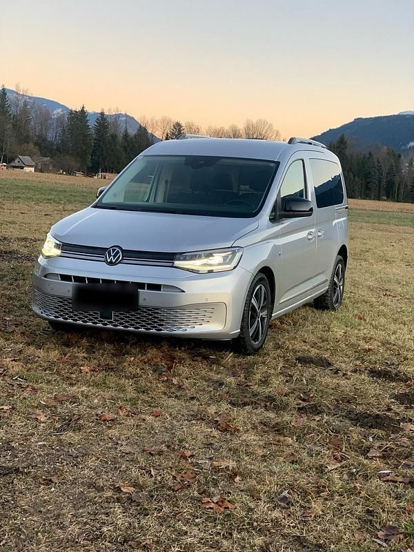 Gebraucht VW Caddy 123 PS (90 kW) 2021 Silber Van / Kleinbus
