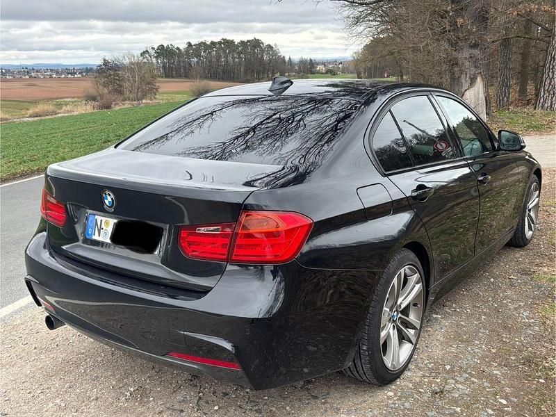 Gebraucht BMW 320 Shadowline 184 PS (135 kW) 2012 Schwarz Limousine