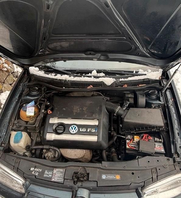 Gebraucht VW Golf IV 105 PS (77 kW) 2002 Grau Kleinwagen