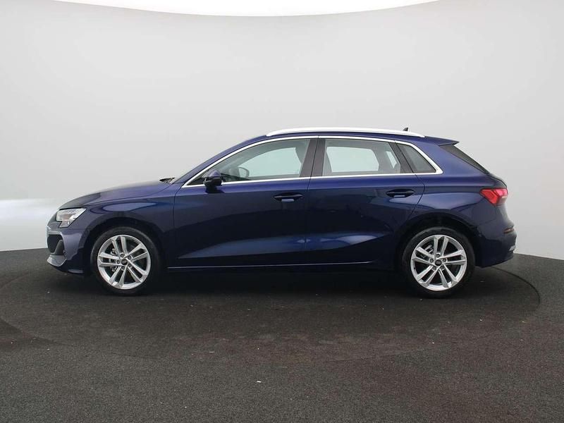 Neu Audi A3 116 PS (85 kW) 2026 Navarrablau metallic Limousine