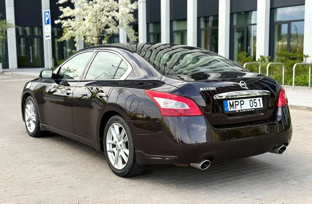 Gebraucht Nissan Maxima 294 PS (216 kW) 2011 Rot Limousine