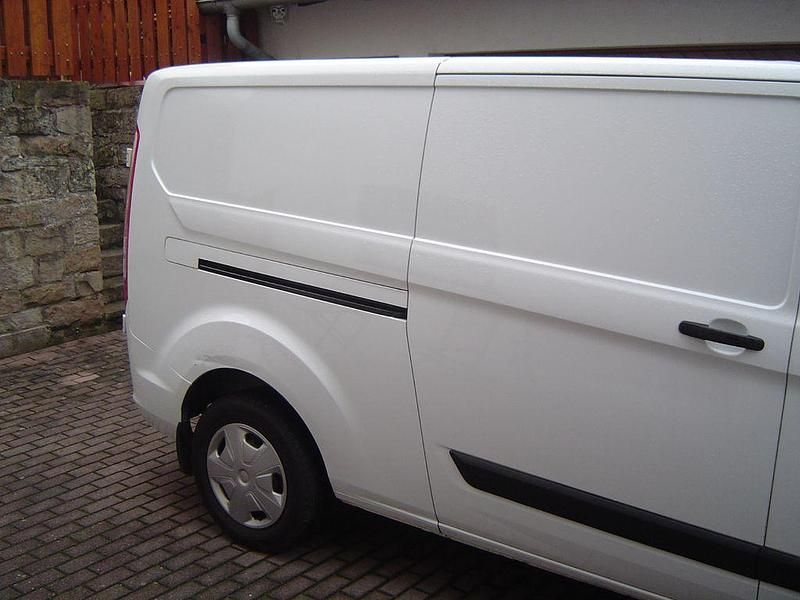 Usado Ford Transit Custom Trend 131 HP (96 kW) 2023 Branco Monovolume