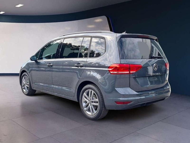 Gebraucht VW Touran Comfortline 150 PS (110 kW) 2025 Delfingrau metallic Van / Kleinbus