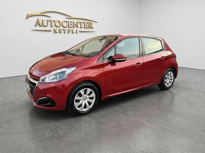 Gebraucht Peugeot 208 Active 82 PS (60 kW) 2017 Rot Kleinwagen