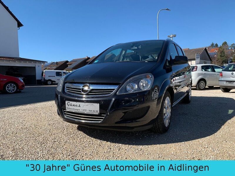 Schwarz Gebraucht 2012 Opel Zafira Family Van / Kleinbus | 3.500 € (Superpreis) - Bild 1/4