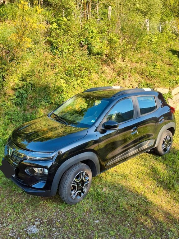 Schwarz Gebraucht 2022 Dacia Spring Comfort Plus Kleinwagen | 9.900 € (Fairer Preis) - Bild 1/4