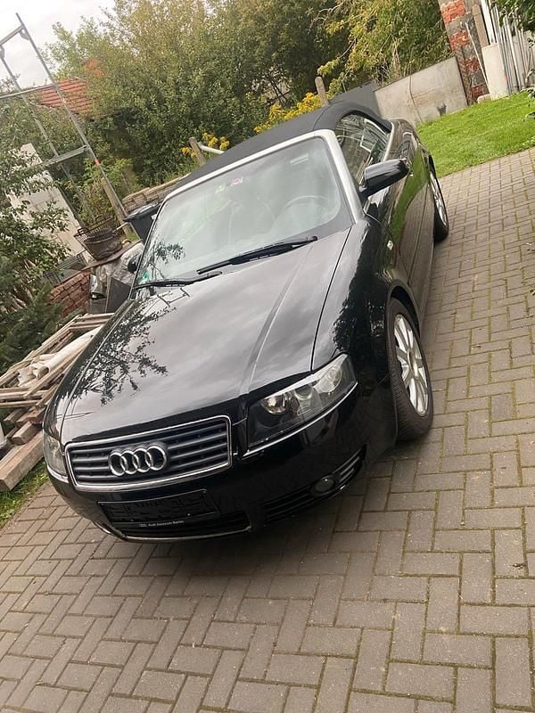 Gebraucht Audi A4 Cabriolet 163 PS (119 kW) 2004 Schwarz Cabrio