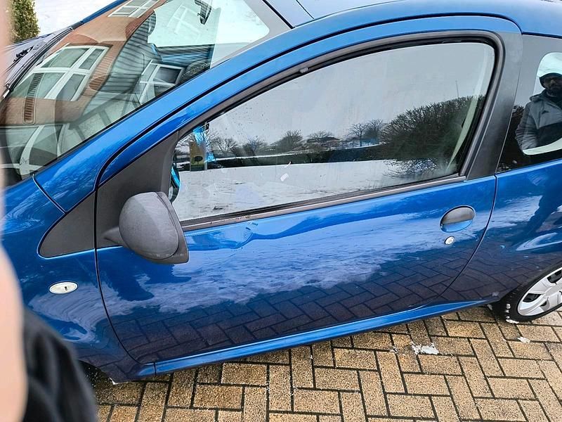 Gebraucht Citroën C1 60 PS (44 kW) 2008 Blau Kleinwagen