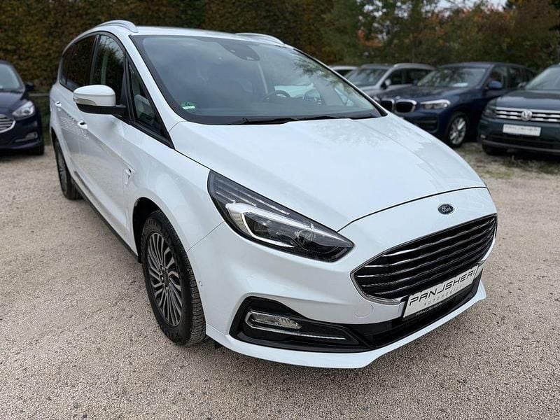 Frozen white Gebraucht 2022 Ford S-MAX S Van / Kleinbus | 21.999 € (Guter Preis) - Bild 1/4