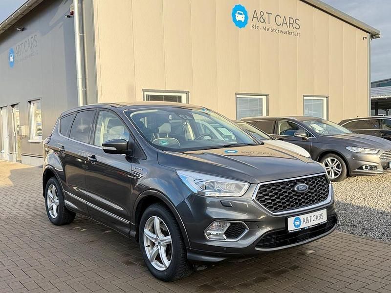 Grau Gebraucht 2017 Ford Kuga Vignale SUV | 17.490 € (Fairer Preis) - Bild 1/4