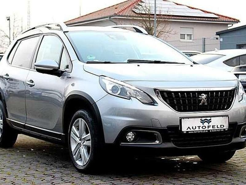 Gebraucht Peugeot 2008 Signature Sky 131 PS (96 kW) 2019 Grau SUV