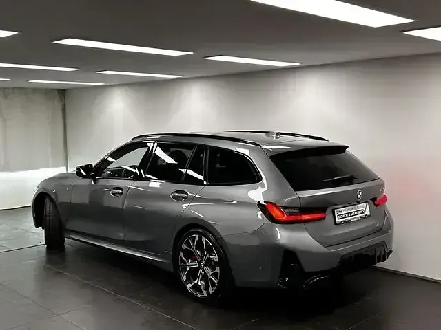 Gebraucht BMW M340 M Sport 374 PS (275 kW) 2025 Skyscraper grau Limousine