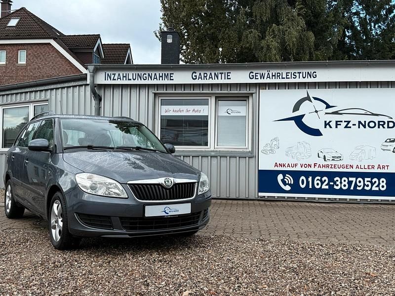 Grau Gebraucht 2007 Skoda Fabia Kombi | 3.490 € (Teuer) - Bild 1/4