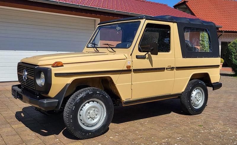 Gelb Gebraucht 1979 Mercedes G240 SUV | 98.750 € - Bild 1/4