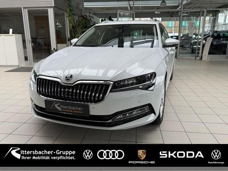 Gebraucht Skoda Superb Style 150 PS (110 kW) 2024 (moonweiss metallic) Kombi