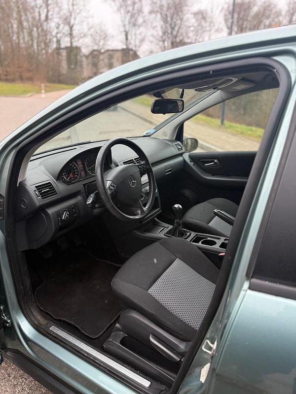 Gebraucht Mercedes A170 115 PS (84 kW) 2005 Grün Limousine