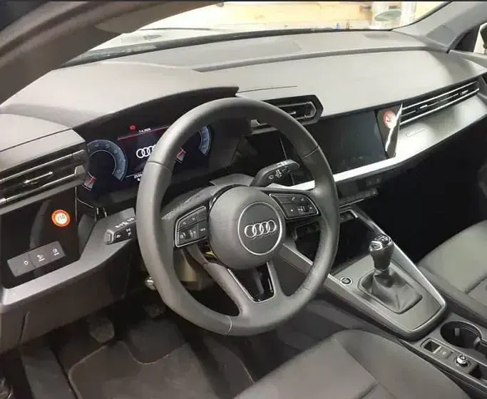 Gebraucht Audi A3 Advanced Plus 150 PS (110 kW) 2025 Mythosschwarz metallic Limousine