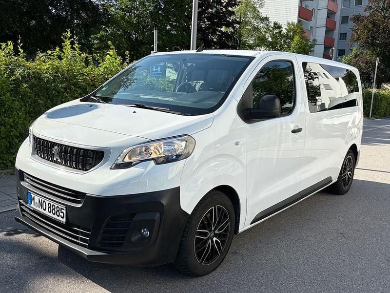 Weiß Gebraucht 2017 Peugeot Traveller Van / Kleinbus | 17.499 € (Superpreis) - Bild 1/4