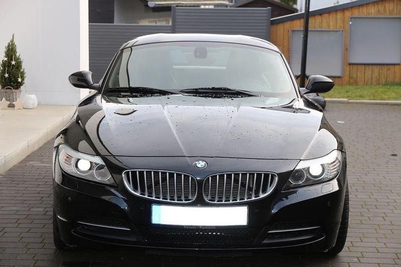 Gebraucht BMW Z4 204 PS (150 kW) 2011 Schwarz Cabrio
