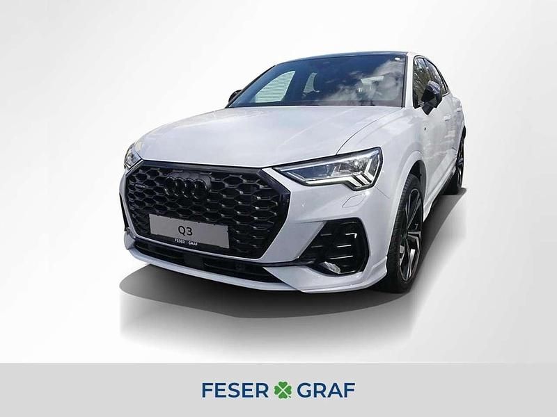 Gletscherweiß Neu 2025 Audi Q3 Sportback Ambiente SUV | 61.990 € (Etwas zu teuer) - Bild 1/4