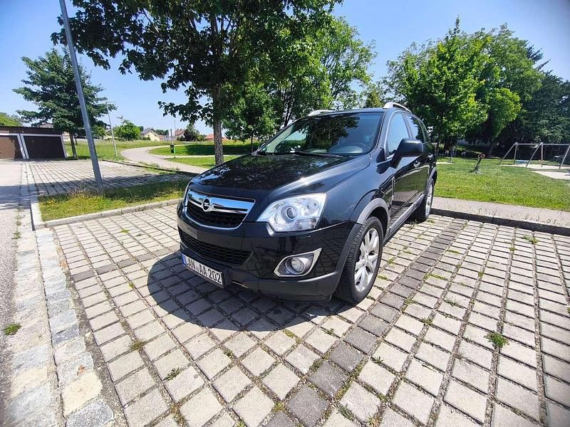 Schwarz Gebraucht 2012 Opel Antara Cosmo SUV | 7.049 € (Teuer) - Bild 1/4