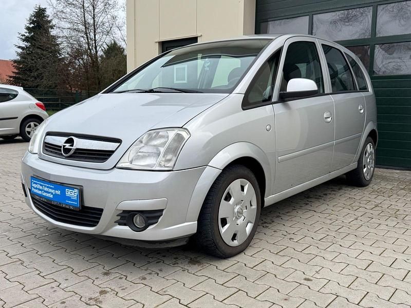 Gebraucht Opel Meriva Edition 90 PS (66 kW) 2006 Silber Van / Kleinbus