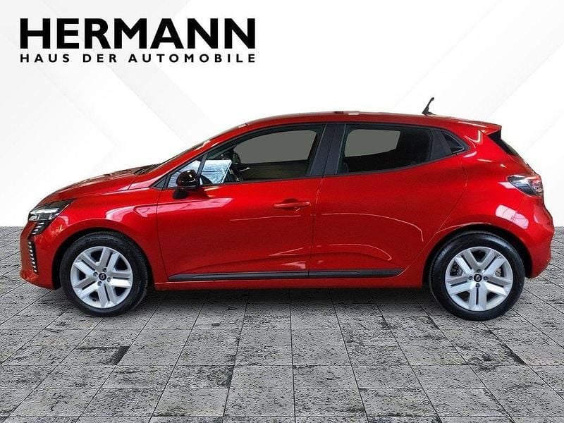 Gebraucht Renault Clio V Evolution 67 PS (49 kW) 2024 Dezirrot (rot) Limousine