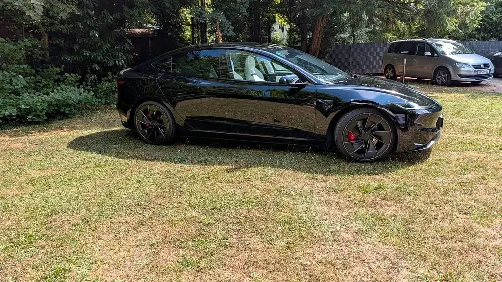 Gebraucht Tesla Model 3 Performance 338 kW (460 PS) 2024 Schwarz Limousine