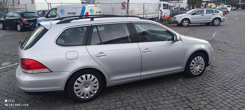 Gebraucht VW Golf V Comfortline 122 PS (89 kW) 2009 Silber Kombi