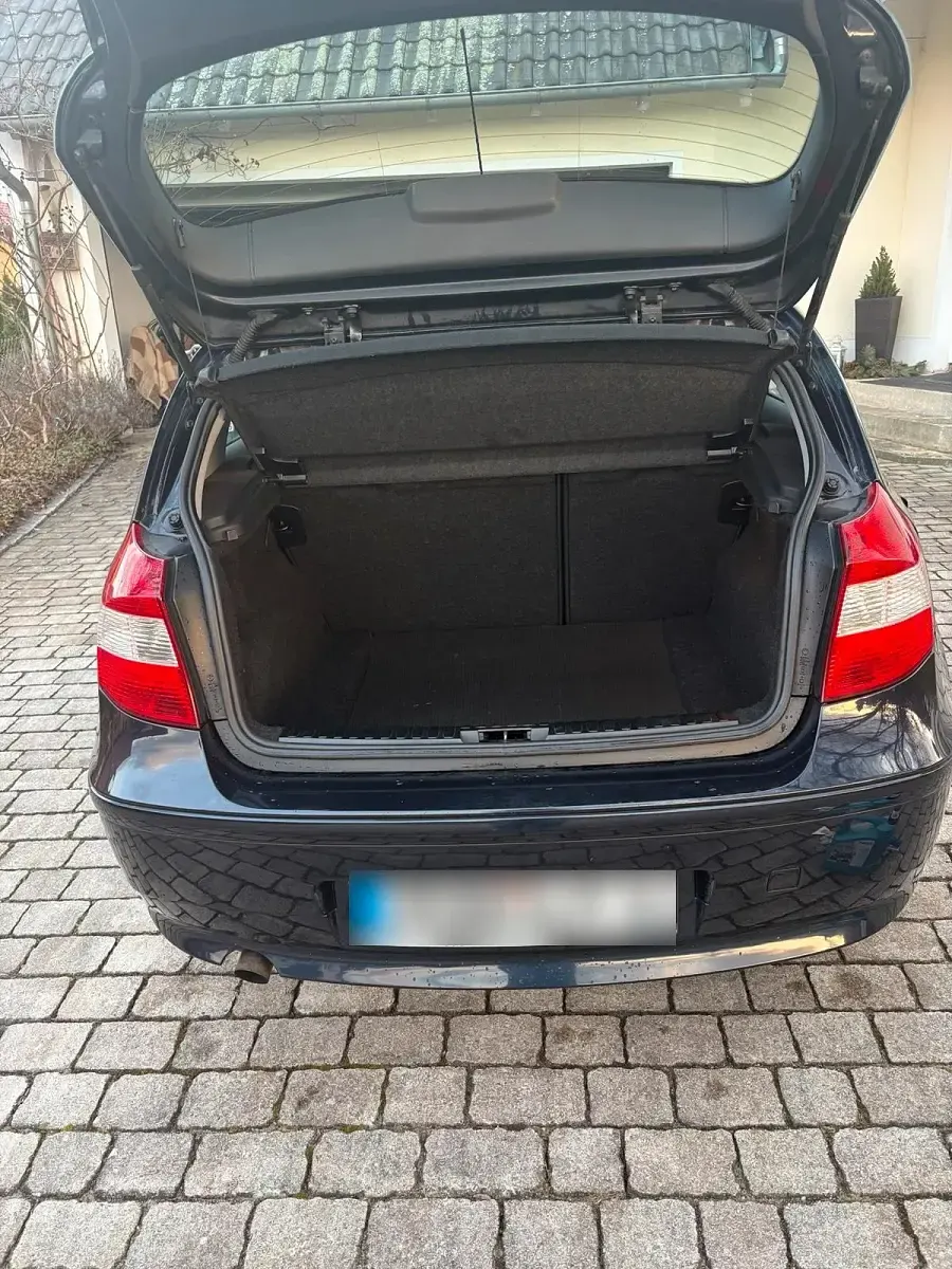 Gebraucht BMW 118 129 PS (94 kW) 2006 Blau Kleinwagen